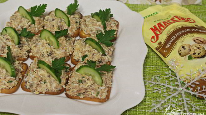 Рецепт Бутерброды на крекерах с сардинами