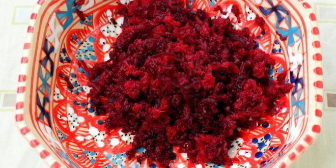 Рецепт бутерброды с сельдью и свекольно-горчичной намазкой