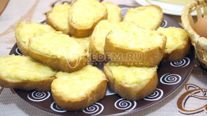 Рецепт Бутерброды с сыром в духовке