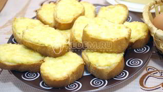 Рецепт Бутерброды с сыром в духовке