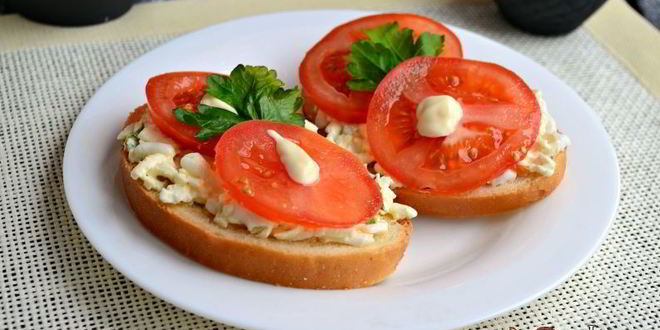 Рецепт бутерброды с сыром, яйцом и помидорами