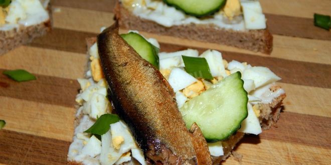 Рецепт бутерброды со шпротами и свежим огурцом