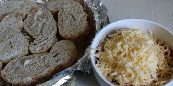 Рецепт горячих бутербродов к завтраку