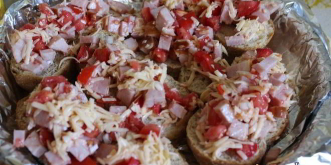 Рецепт горячих бутербродов к завтраку