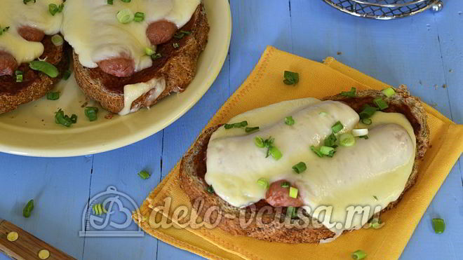 Рецепт Горячие бутерброды с сосиской и сыром