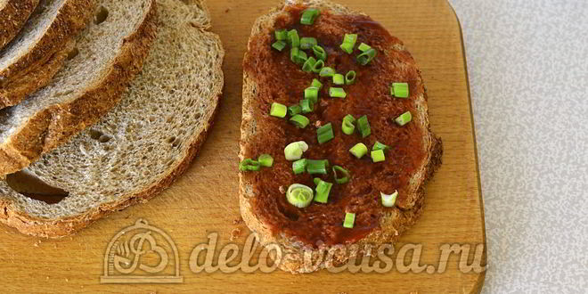 Рецепт горячие бутерброды с сосиской и сыром