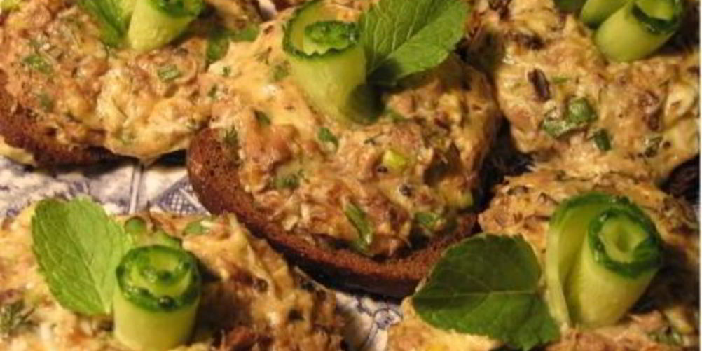 Как приготовить горячие бутерброды с тунцом