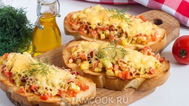 Рецепт Горячие бутерброды с вялеными помидорами и кабачком