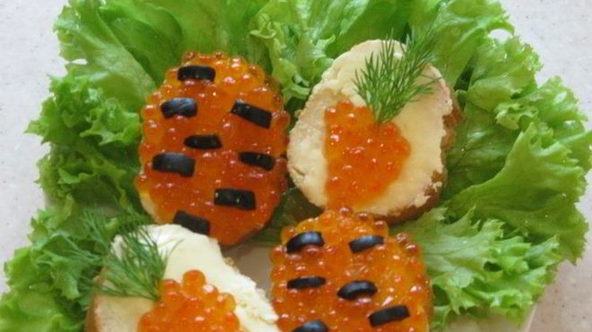 Рецепт Маленькие бутерброды с икрой