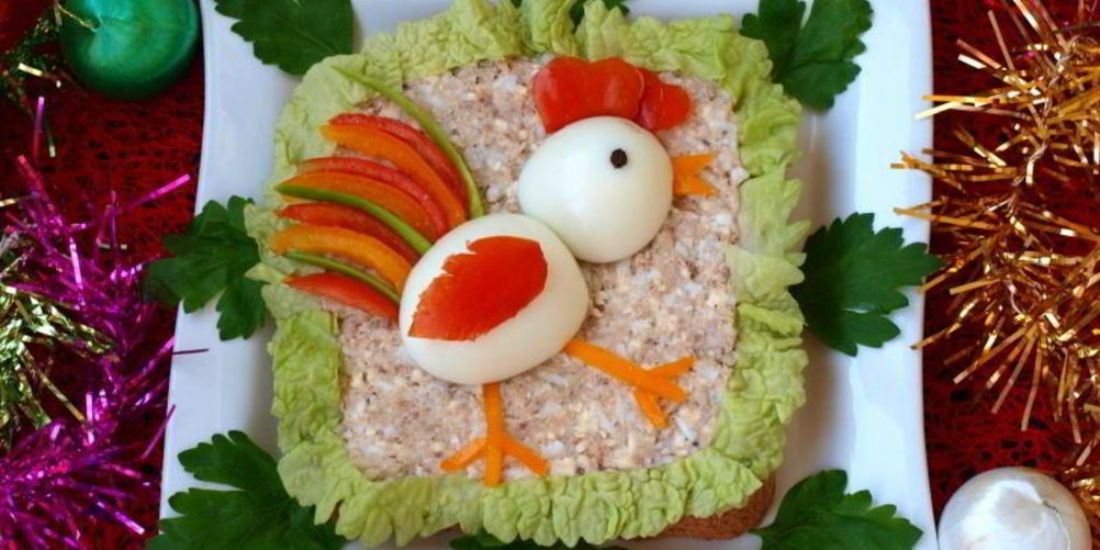 Как приготовить новогодний бутерброд петушок