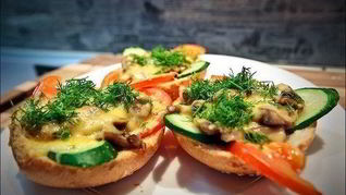 Рецепт Закусочные бутерброды с грибами под сыром