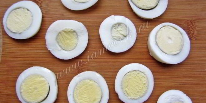 Рецепт закусочные бутерброды с сельдью, яйцом и свеклой