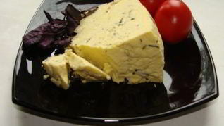 Рецепт Домашний сыр с базиликом