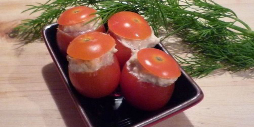 Как приготовить фаршированные томаты-черри