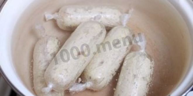 Рецепт куриные сосиски домашние в пищевой пленке