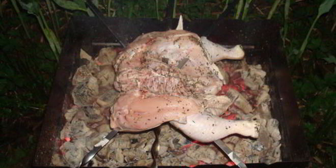 Рецепт курица, маринованная в белом вине на решетке