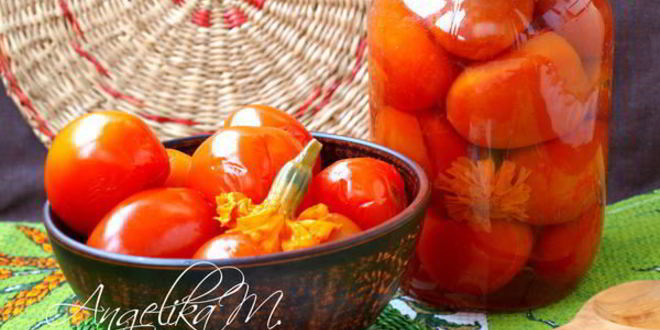 Рецепт маринованных помидоров с бархатцами