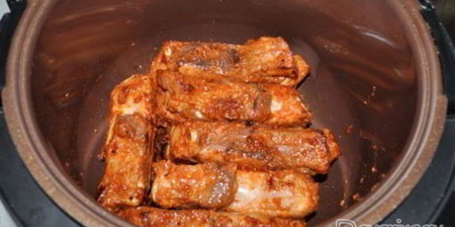 Рецепт маринованные ребрышки с картофелем в мультиварке
