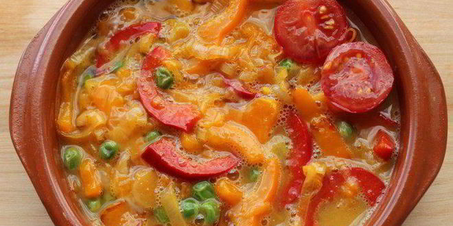 Рецепт фриттата с болгарским перцем, зеленым горошком и луком-пореем