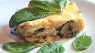 Рецепт Фриттата с картофелем, шпинатом и творожным сыром