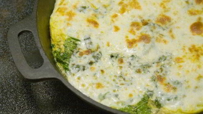 Рецепт Фриттата с козьим сыром и сыром грюйер