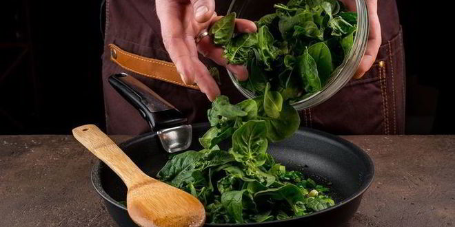 Рецепт фриттата с кукурузой и шпинатом