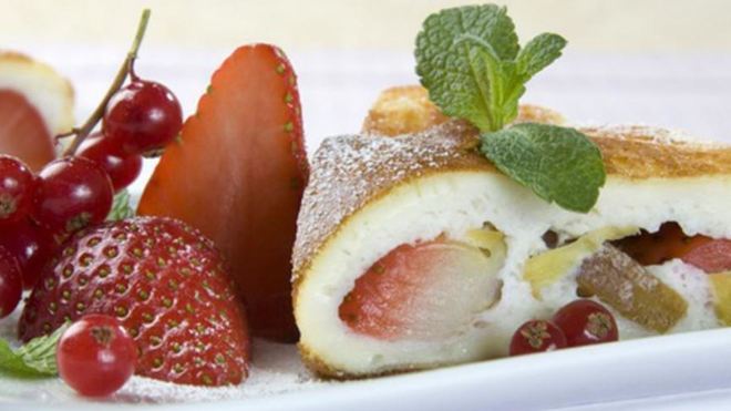 Рецепт Фруктово-ягодный омлет-суфле