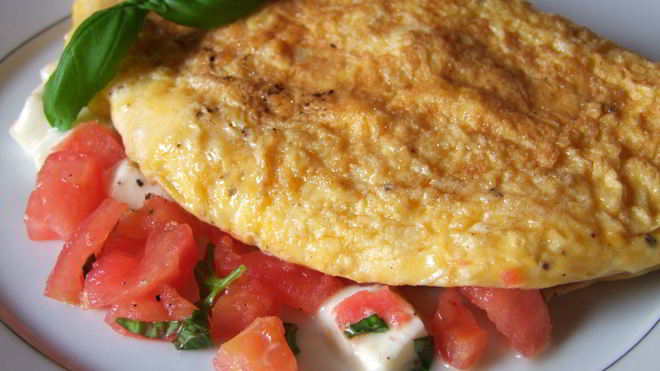 Рецепт Омлет на сковороде с молоком