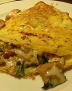 Омлет с белыми грибами и эстрагоном по-французски