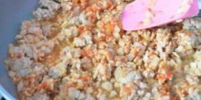 Рецепт омлет с фаршем на сковороде