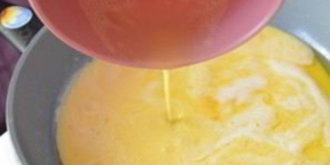 Рецепт омлет с фаршем на сковороде