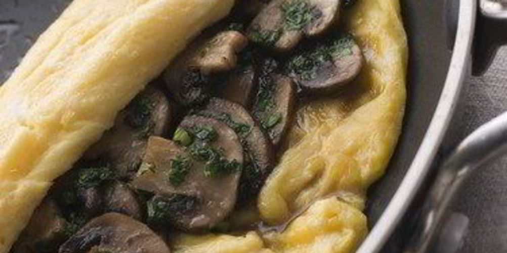 Как приготовить омлет с грибами и эстрагоном