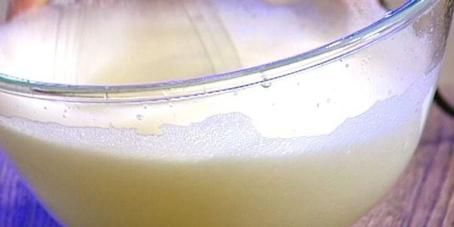 Рецепт омлет с грибами, руколой и голубым сыром