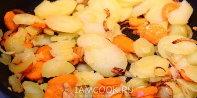 Рецепт омлет с картошкой на сковороде