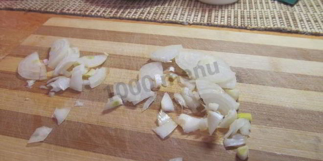 Рецепт омлет с курицей и сыром