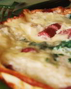 Омлет с охотничьими колбасками