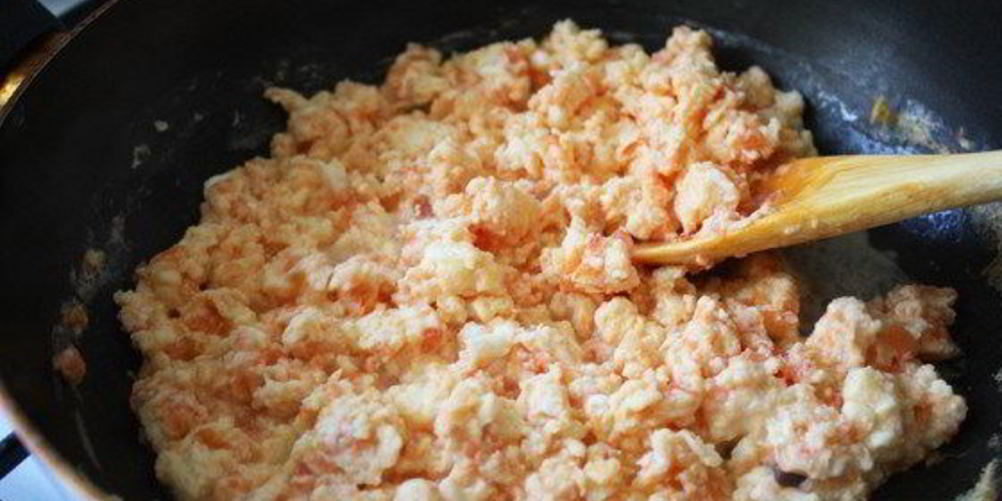 Рецепт омлет с фаршем на сковороде