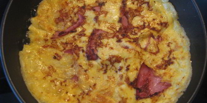 Рецепт омлет с сырным припеком