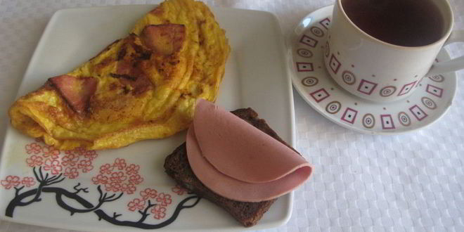 Рецепт омлет с сырным припеком