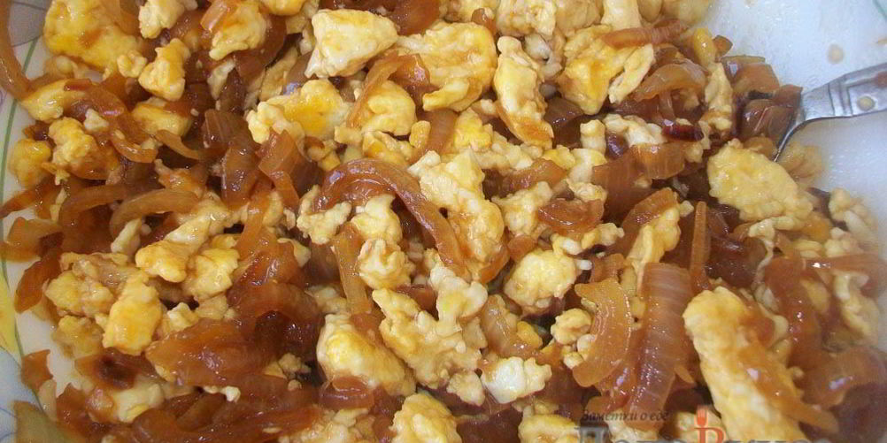 Рецепт рис с чечевицей и жареным луком