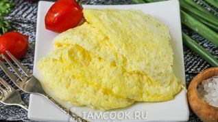 Рецепт Пышный омлет с молоком на сковороде