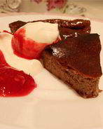 Творожный омлет с какао