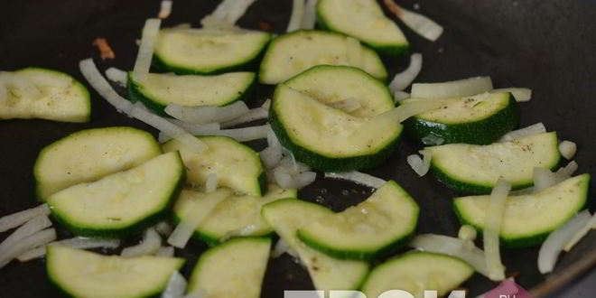 Рецепт запеченный омлет с цукини