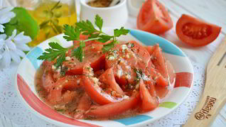 Рецепт Острая закуска из помидоров