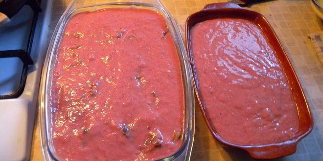 Рецепт куриного паштета со сладкима перцема и орехами