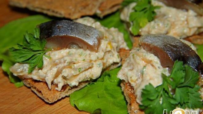 Рецепт Паштет из копченой скумбрии