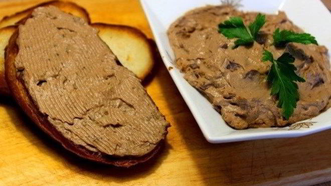 Рецепт Паштет из куриной печени с вешенками