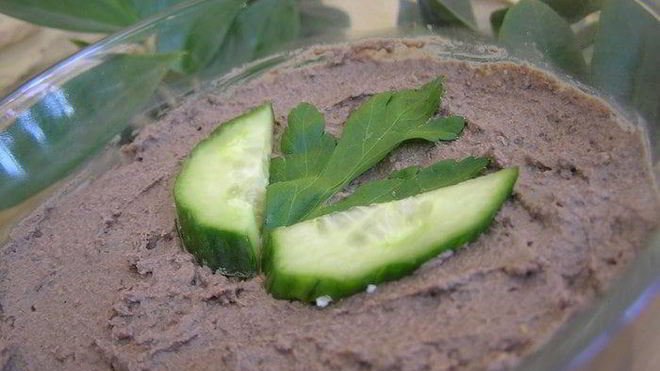 Рецепт Пикантный паштет из куриной печени