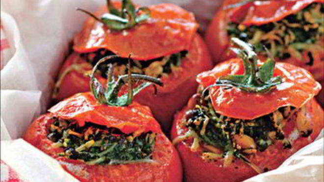 Рецепт Помидоры, фаршированные шпинатом и сыром