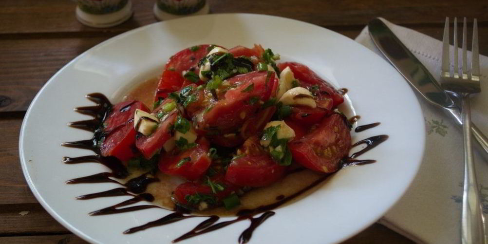 Как приготовить помидоры с моцареллой